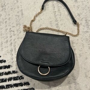 Elegant Black Leather Shoulder Bag
